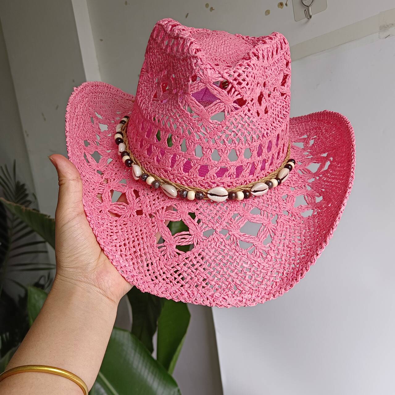 Pink Cowboy straw hat  hollow  - Cowboy Hat Straw recension och pris